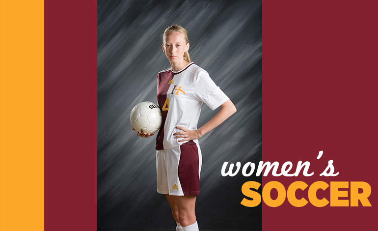 Hannah Signs with IHCC