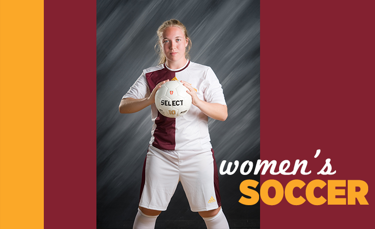 Hannah Till Signs with IHCC