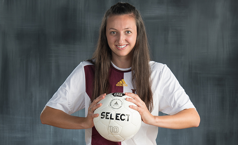 Hallissey Goal a Winner for IHCC Women