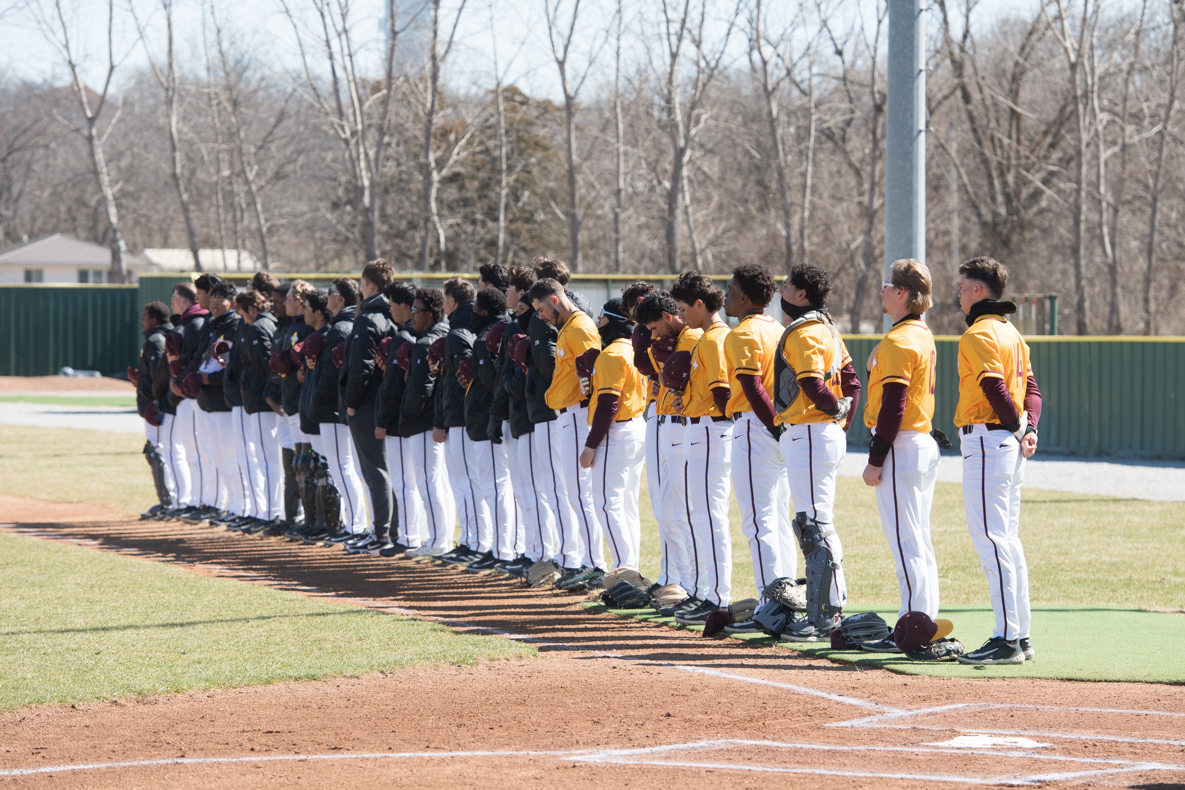 WARRIORS SPLIT ICCAC OPENER WITH ELLSWORTH