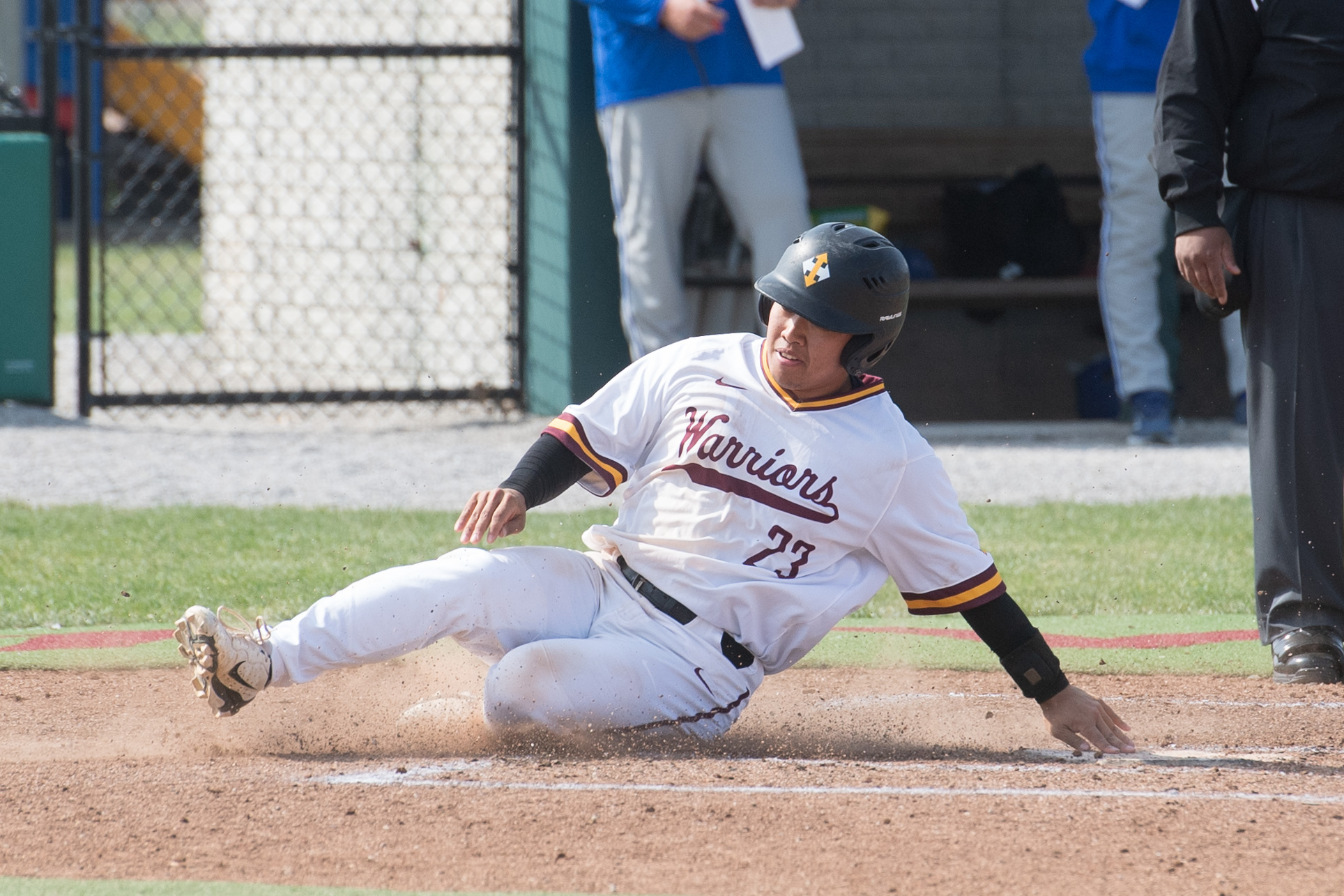 WARRIORS SPLIT ICCAC TWINBILL WITH NO. 9 REIVERS