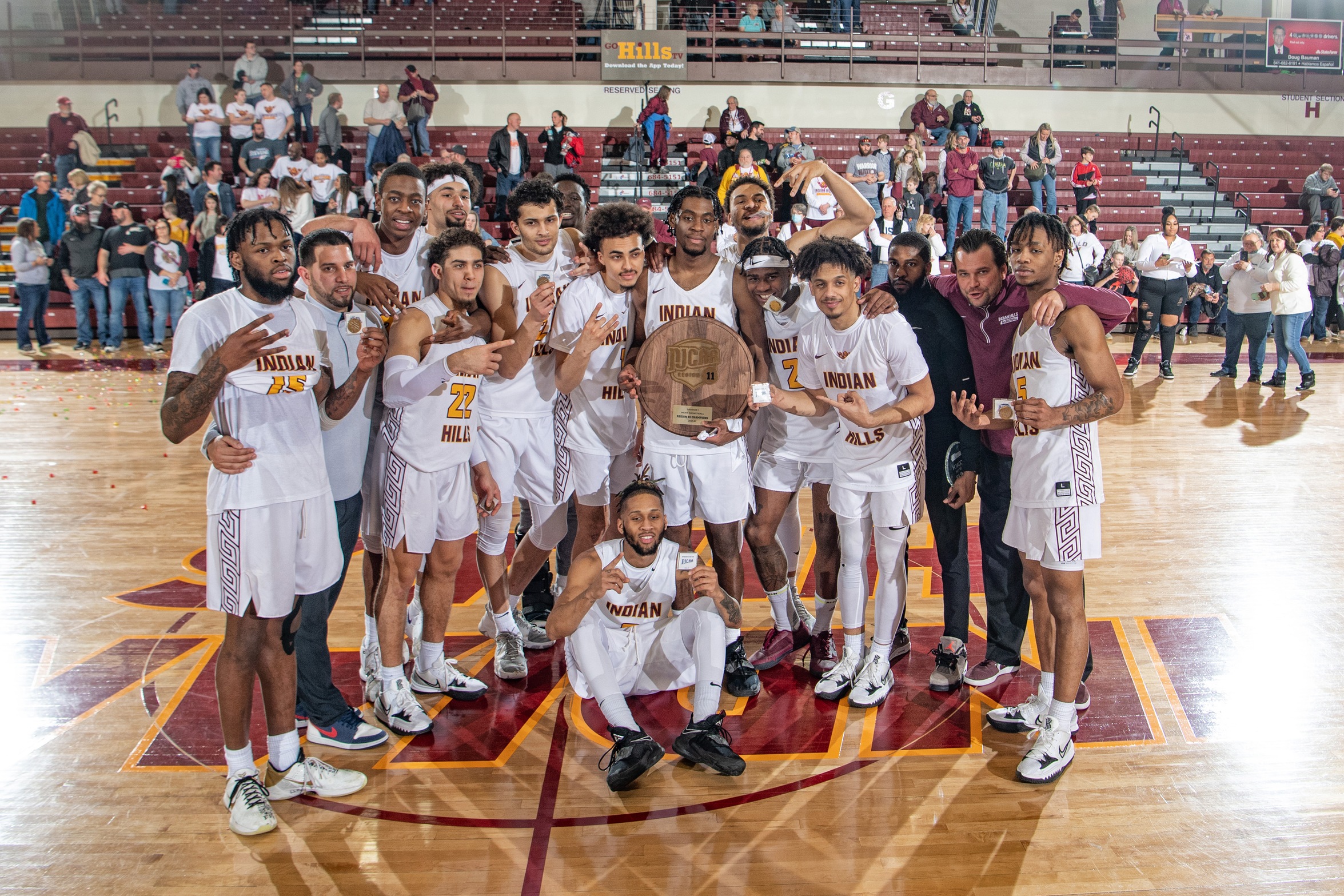 REGION CHAMPS! WARRIORS TOP SCC FOR TITLE