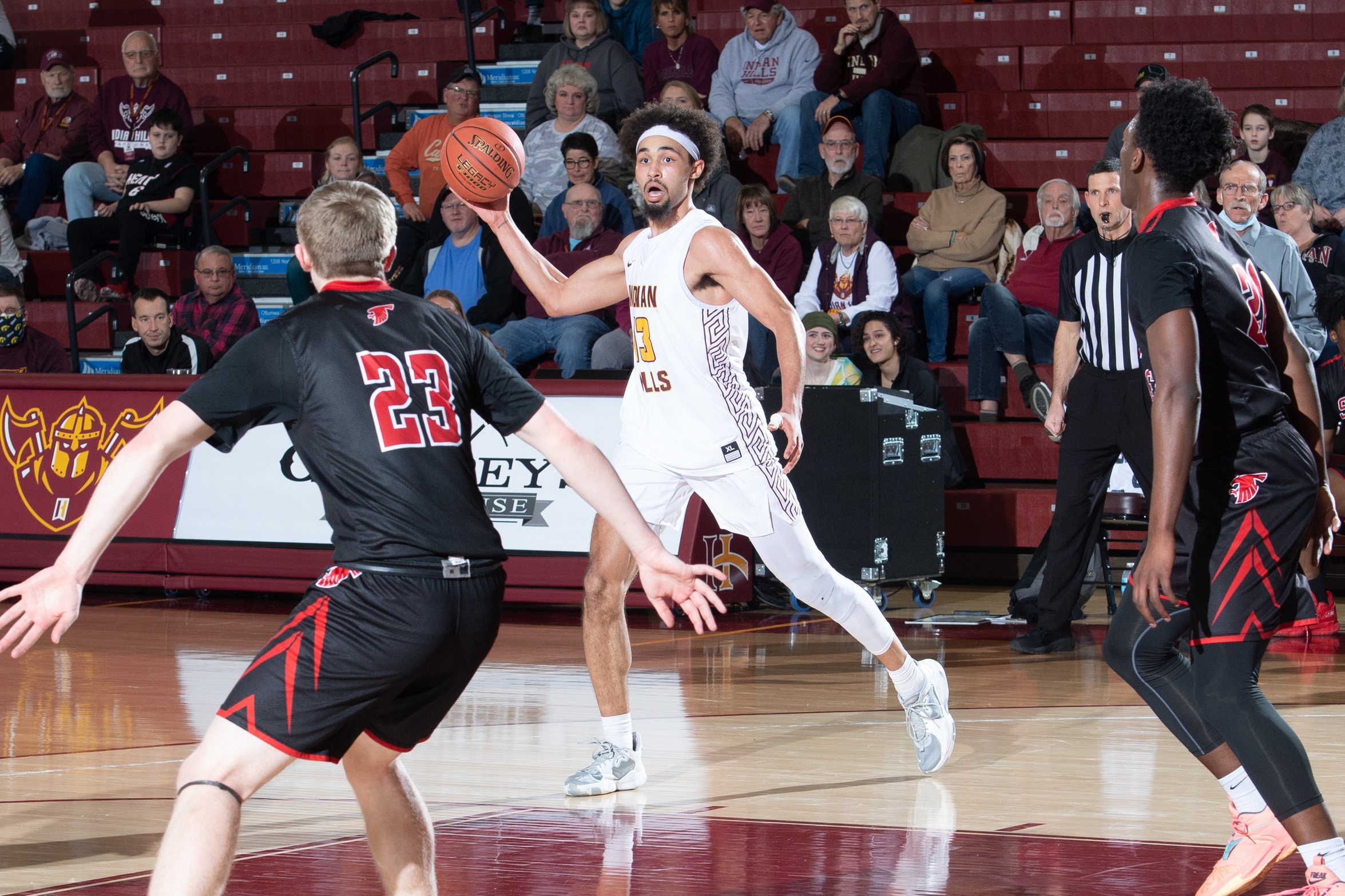 HADLEY NABS THIRD STRAIGHT ICCAC HONOR