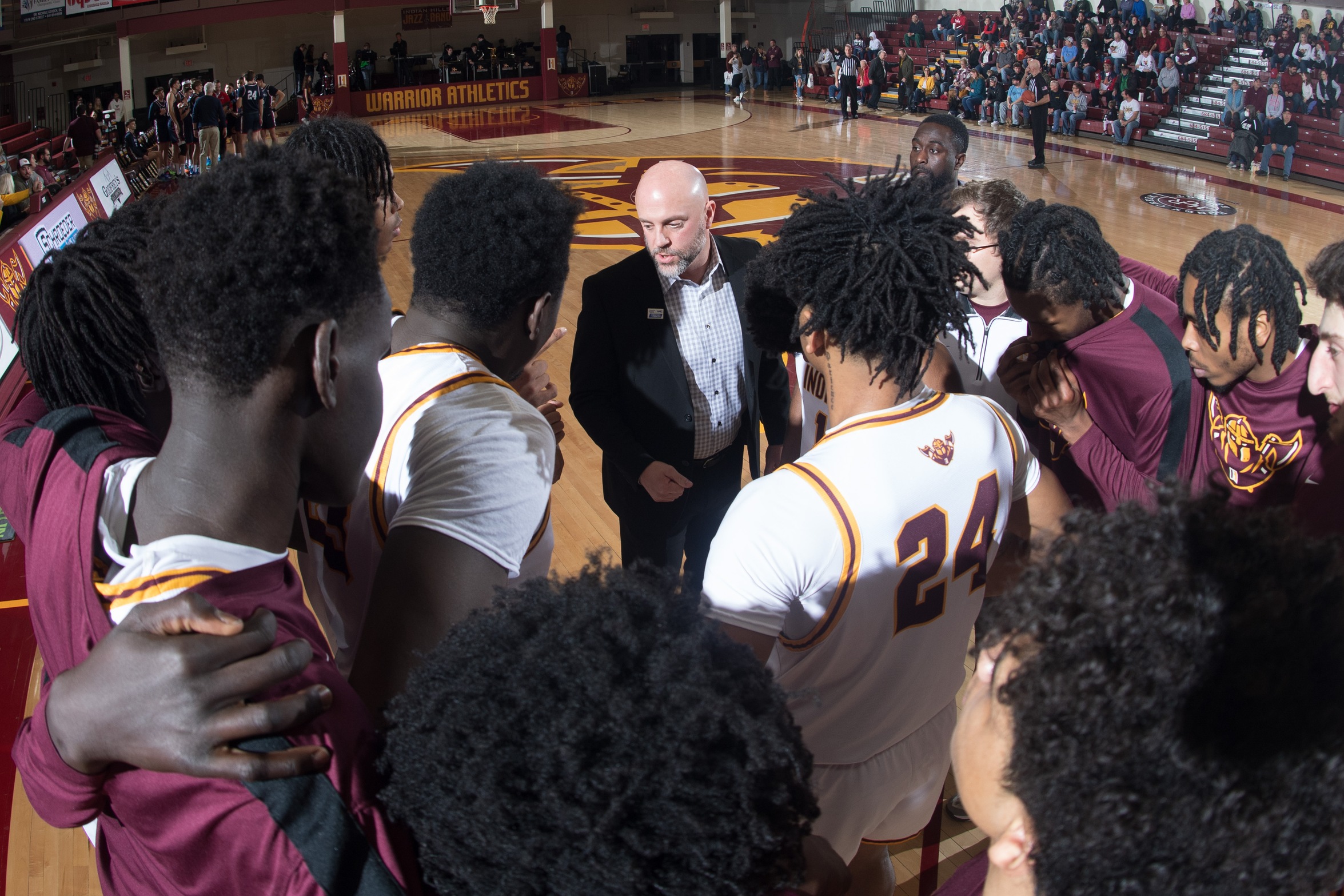 PREVIEW: #13 WARRIORS AT #15 TROJANS