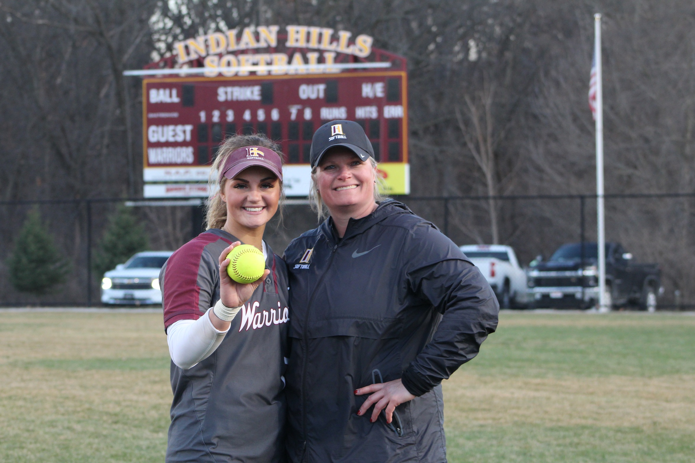LEWIS SETS RECORD IN DH SWEEP
