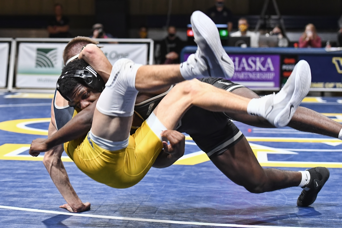 WARRIOR MEN WIN FIRST-EVER DUAL