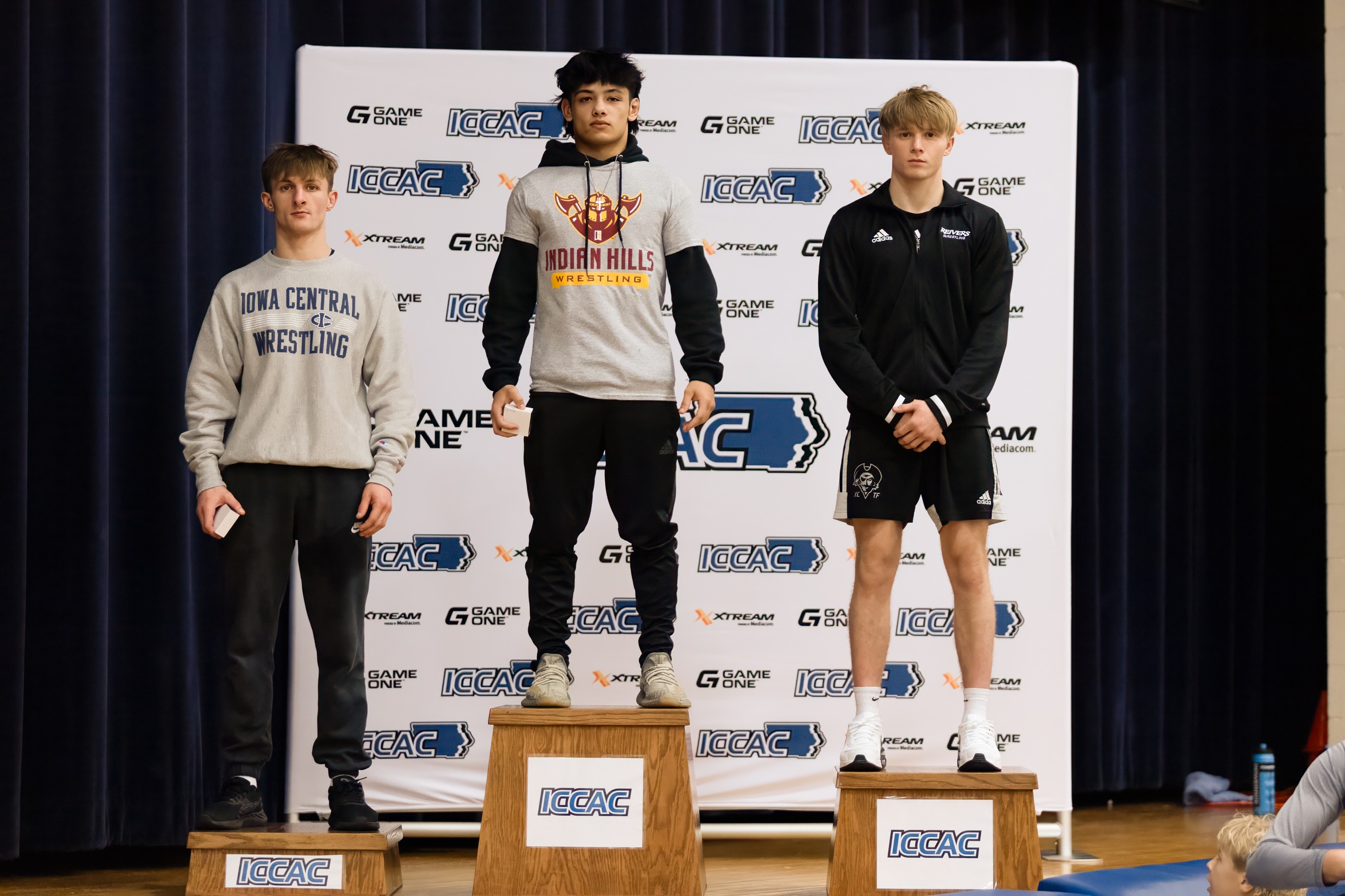 GIBBS WINS DISTRICT TITLE, WARRIORS PLACE 3RD