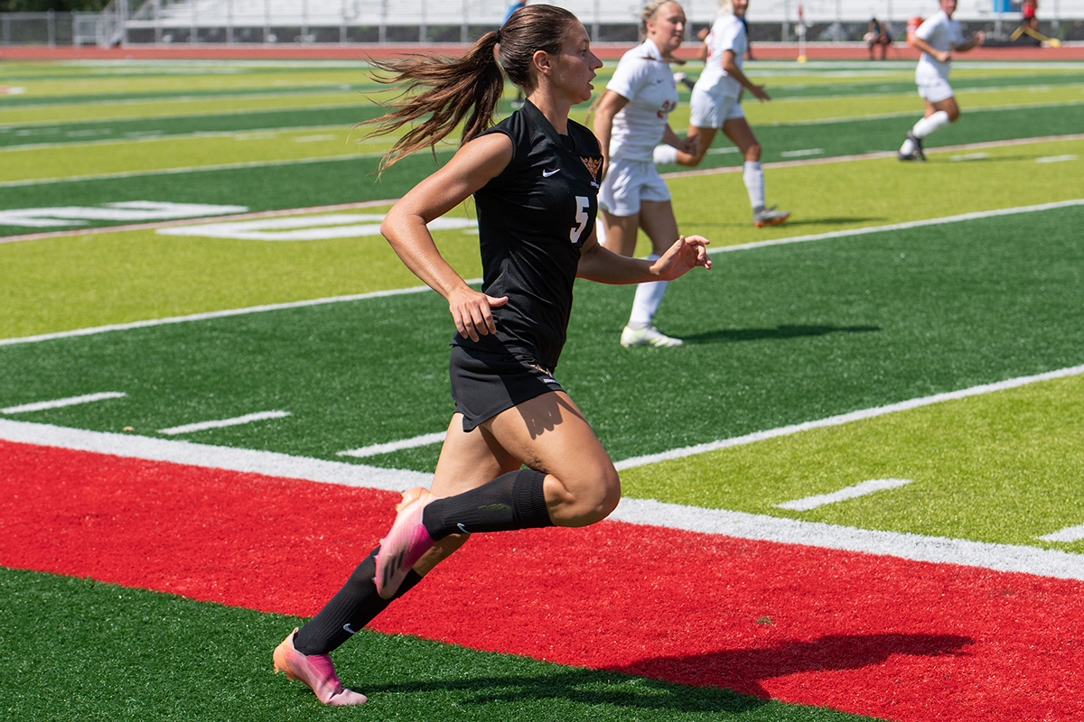 WIEMANN LANDS ICCAC ATHLETE OF THE WEEK
