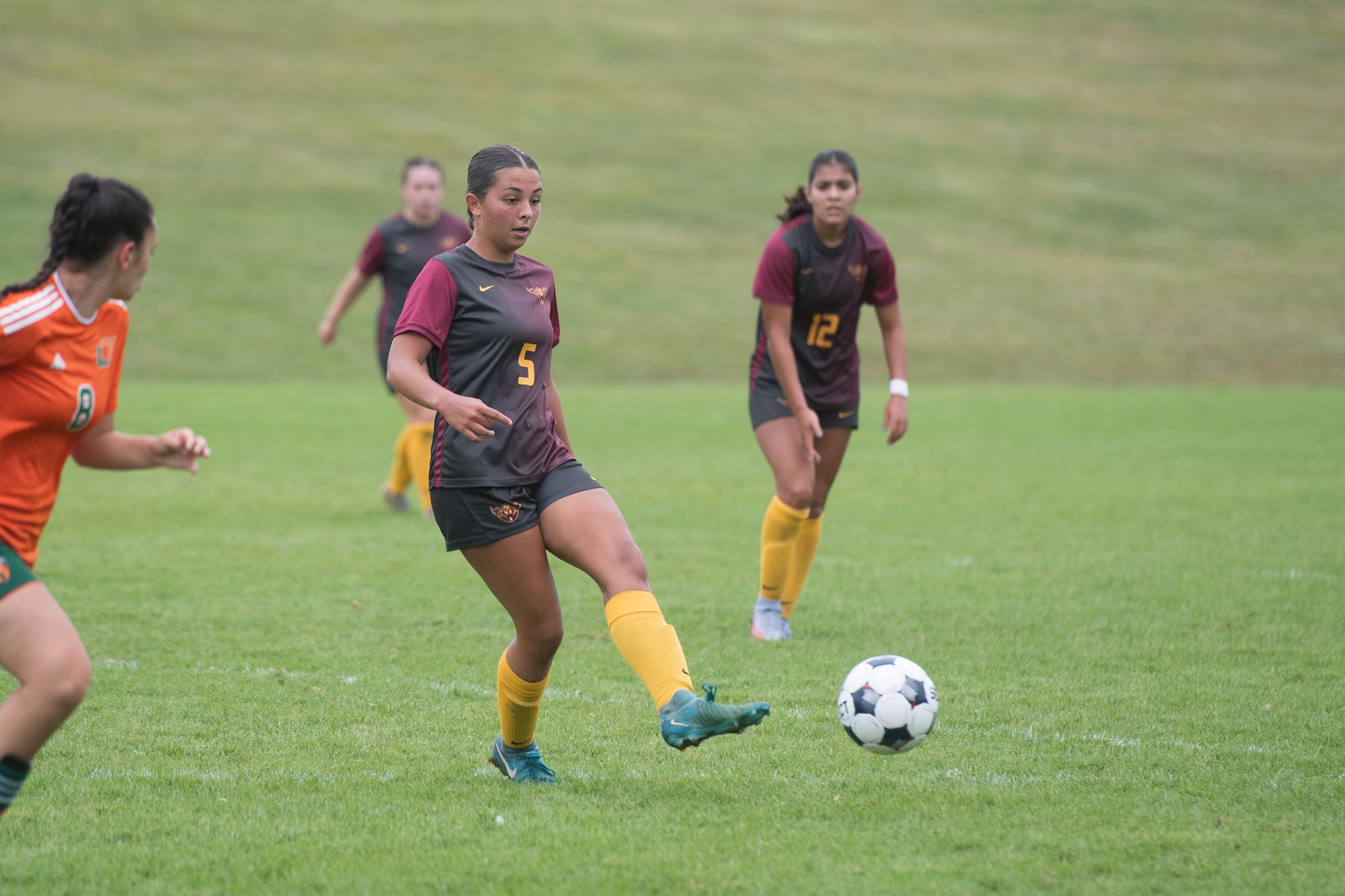 WARRIORS ROUT WABASH VALLEY ON THE ROAD