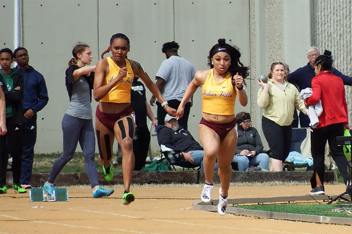 IHCC WOMEN SET SIX SCHOOL RECORDS