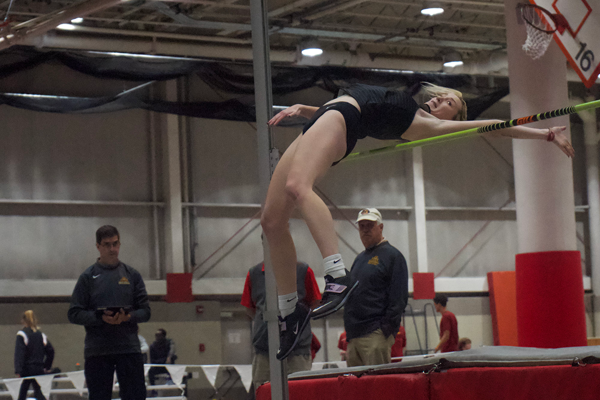 HART SHINES, HADLEY SETS NEW RECORD AT ISU