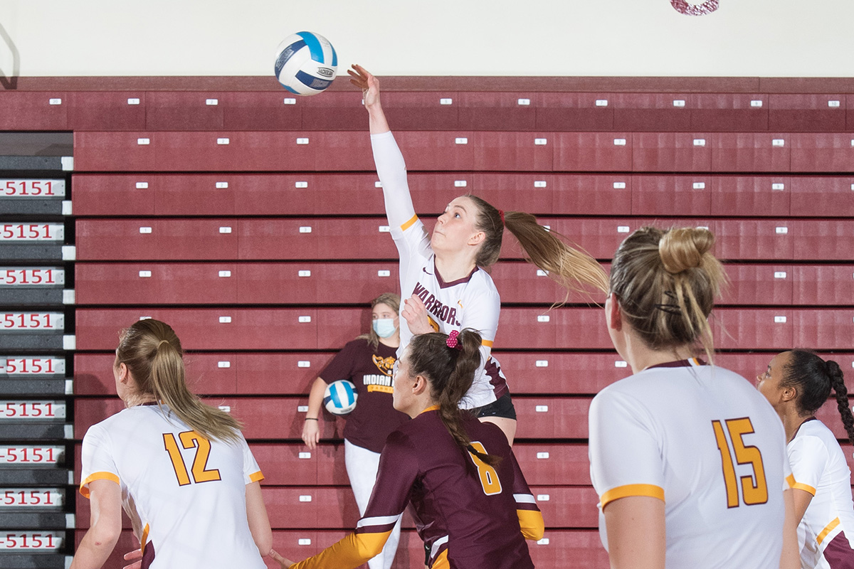 IHCC MAKES IT EIGHT STRAIGHT