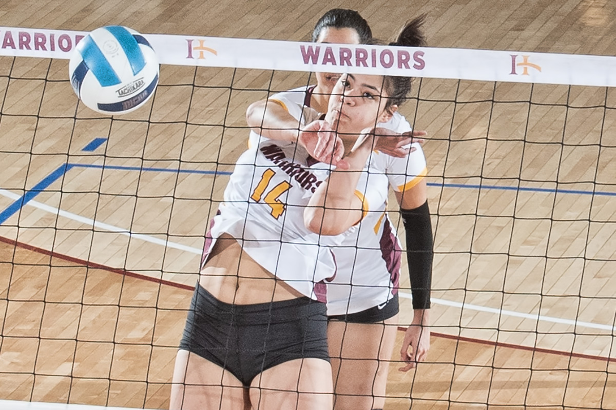 DMACC STUNS WARRIORS IN FIVE SETS
