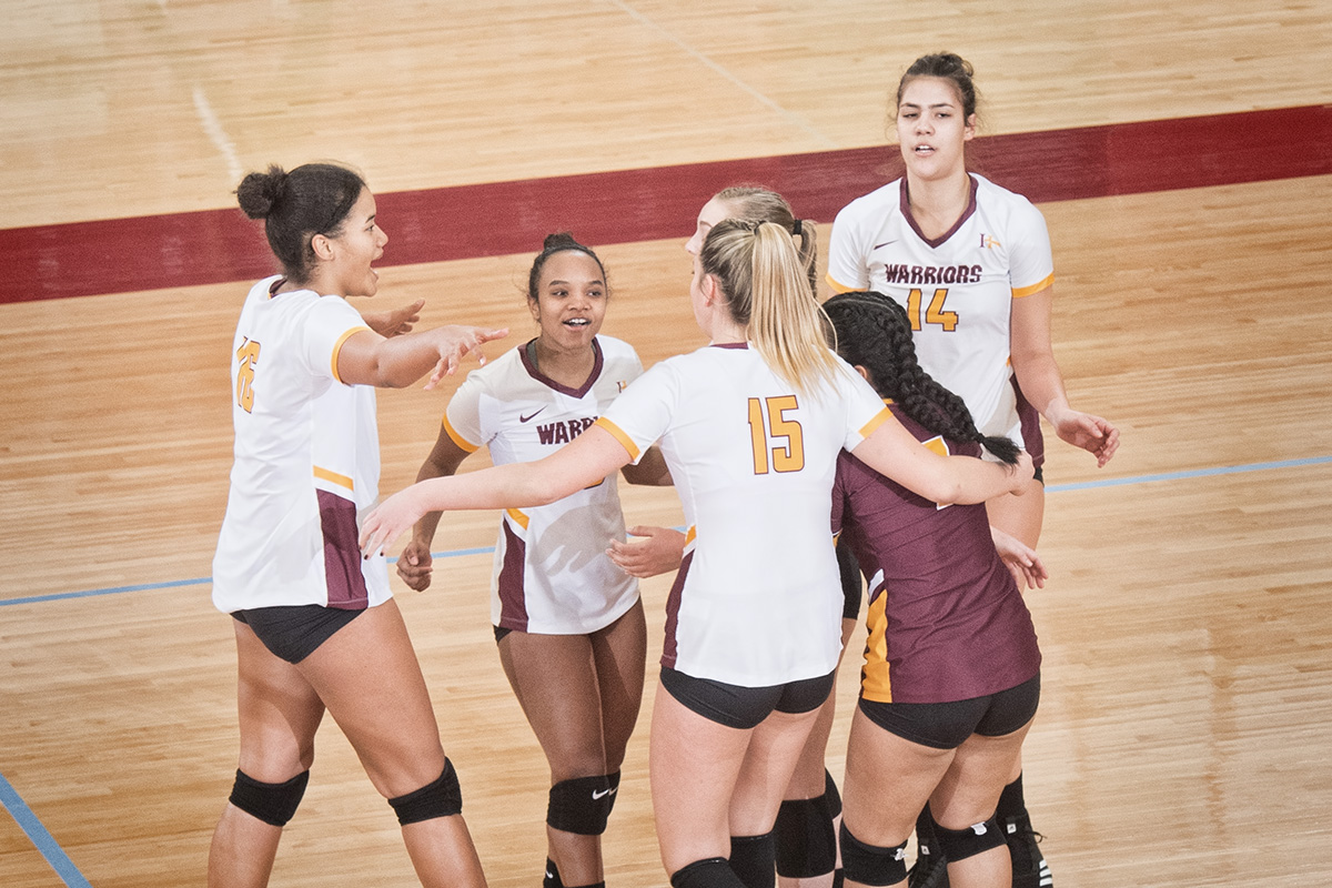 IHCC RUNS STREAK TO FIVE STRAIGHT