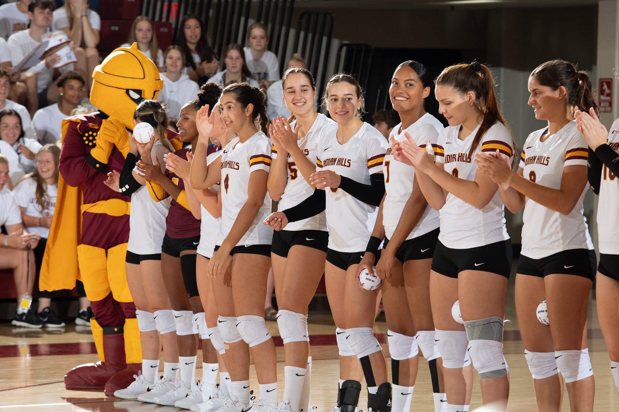 PREVIEW: NO. 17 WARRIORS HEAD TO HUTCH