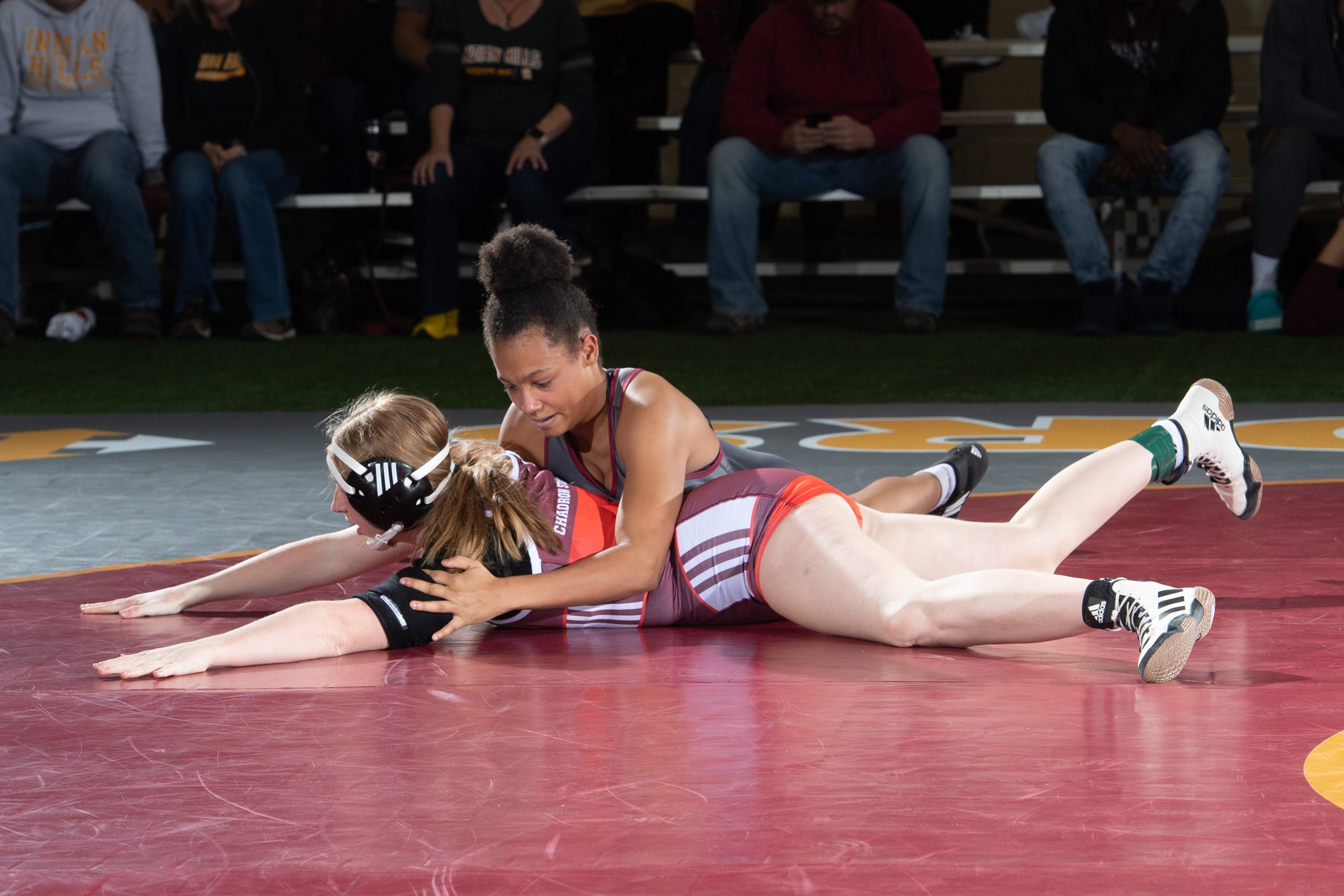 WARRIORS ROUT ELLSWORTH, MOVE TO 2-0