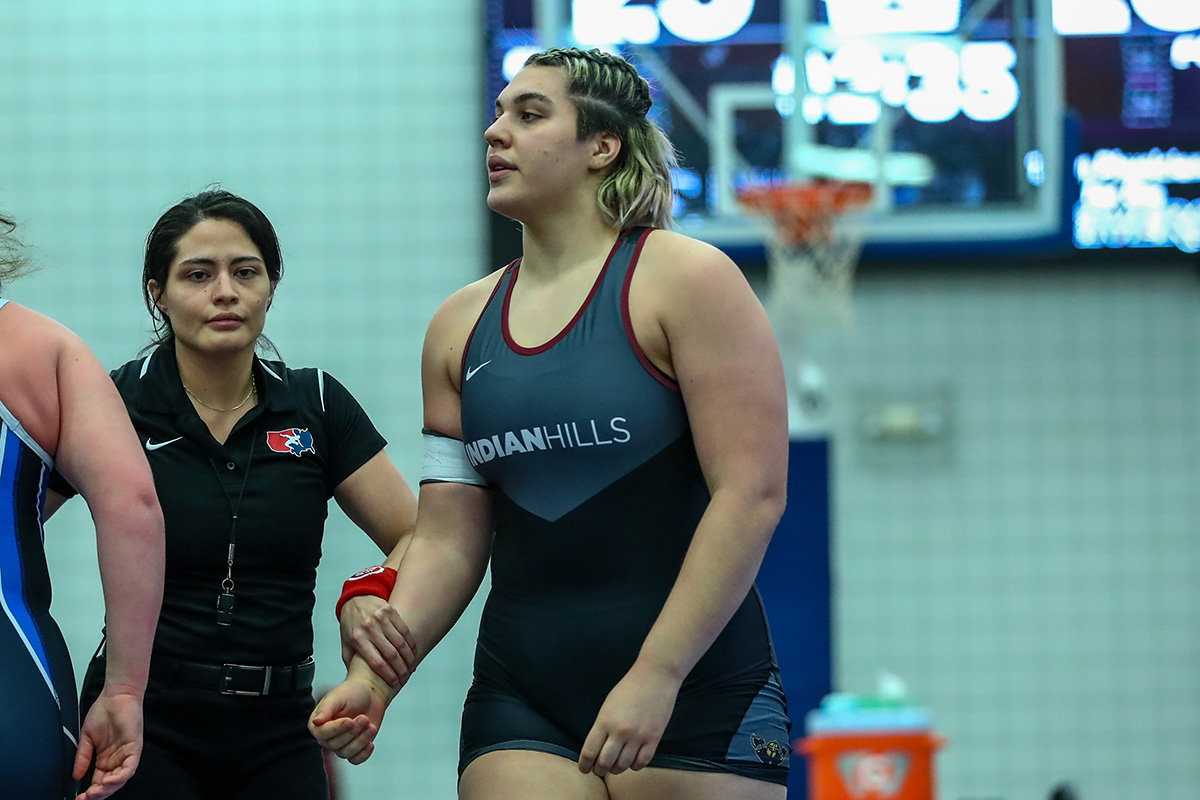 NO. 1 WARRIORS OUTLAST NO. 3 REIVERS