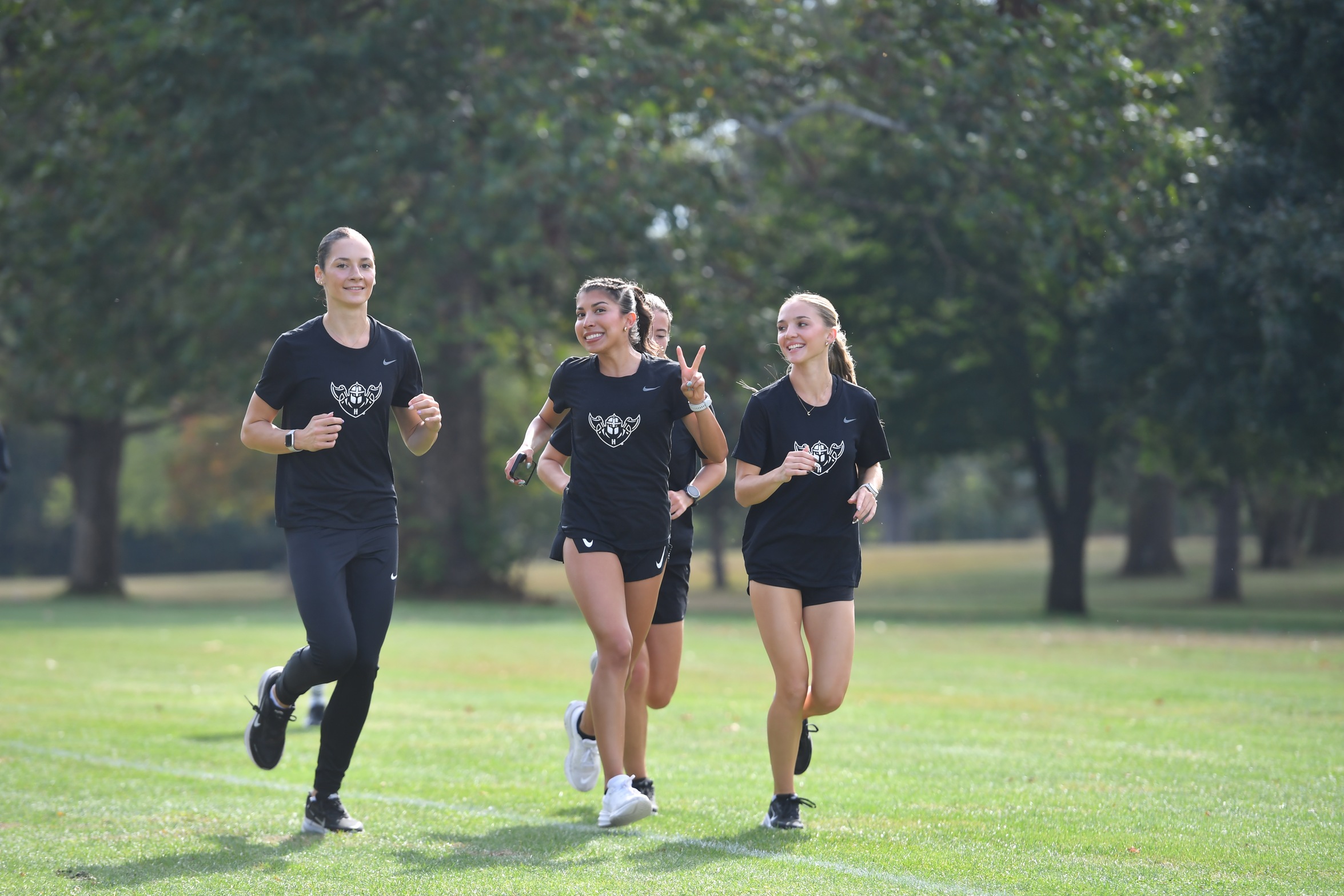 FIVE EARN POSTSEASON WOMEN'S CROSS COUNTRY HONORS